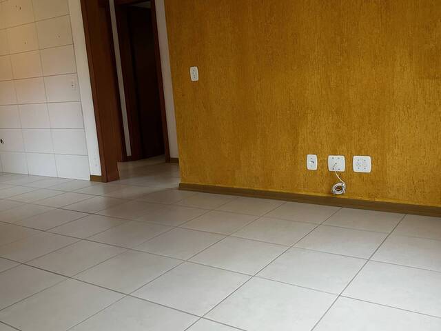 Apartamento para Venda em Caxias do Sul - 2