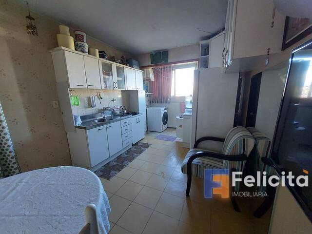 Apartamento para Venda em Caxias do Sul - 3