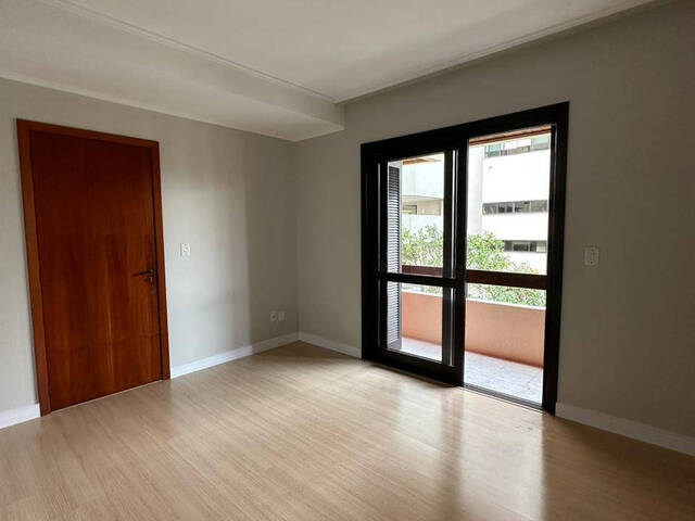 Apartamento para Venda em Caxias do Sul - 4