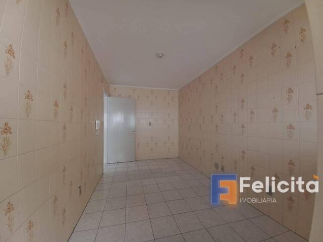 Apartamento para Venda em Caxias do Sul - 3