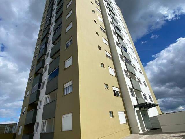 Apartamento para Venda em Caxias do Sul - 3