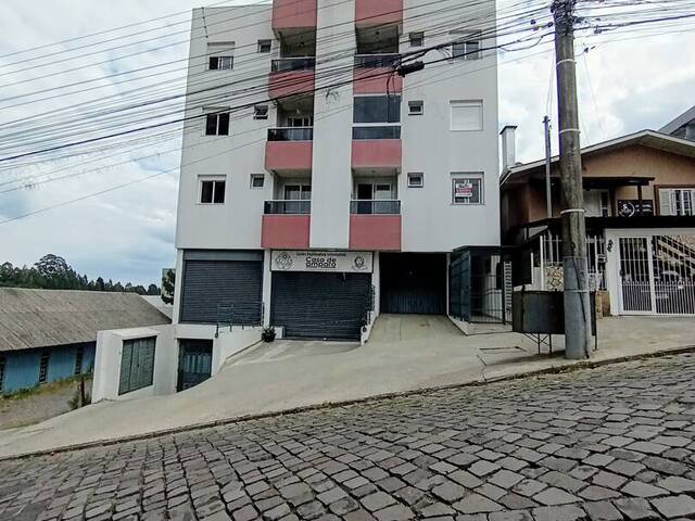 Apartamento para Venda em Caxias do Sul - 2