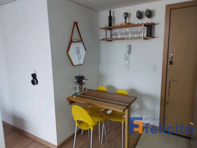 Apartamento para Venda em Caxias do Sul - 2