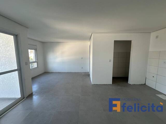 Apartamento para Venda em Caxias do Sul - 2