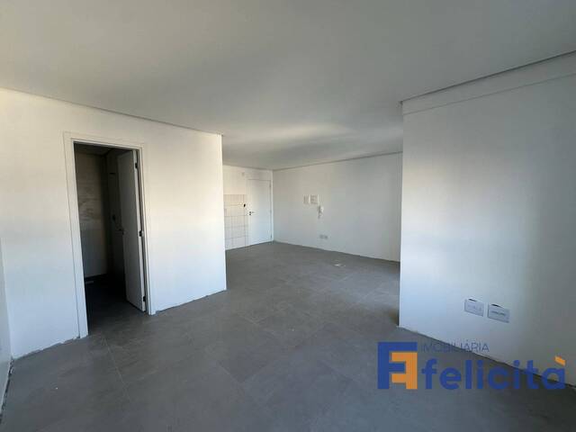 Apartamento para Venda em Caxias do Sul - 4