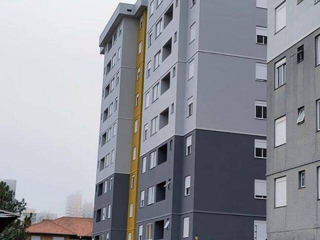 Apartamento para Venda em Caxias do Sul - 5