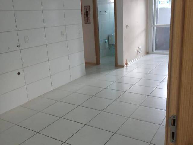 Apartamento para Venda em Caxias do Sul - 4