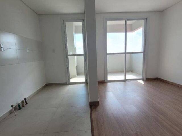 Apartamento para Venda em Caxias do Sul - 5