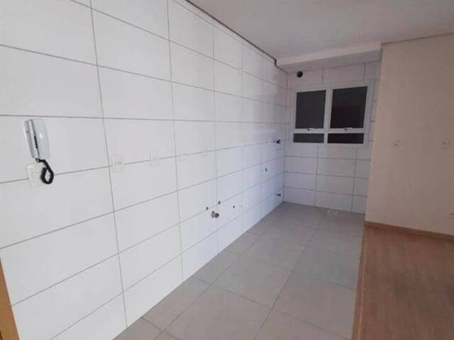 Apartamento para Venda em Caxias do Sul - 4