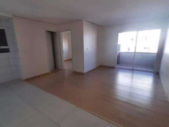 Apartamento para Venda em Caxias do Sul - 3