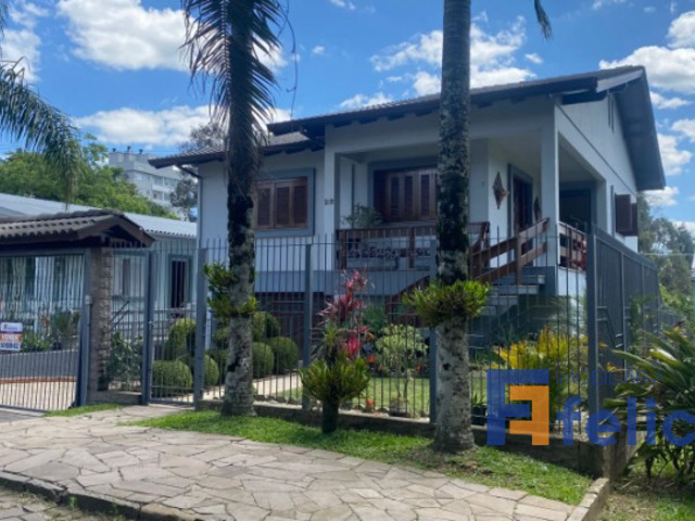 #1926 - Casa para Venda em Caxias do Sul - RS