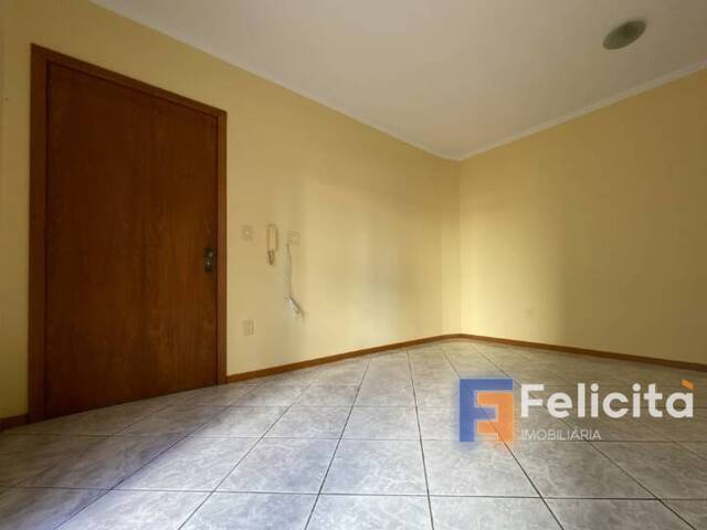 Apartamento para Venda em Caxias do Sul - 3